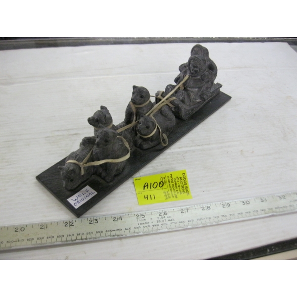 WOLF SCULPTURE OF SLED DOGS