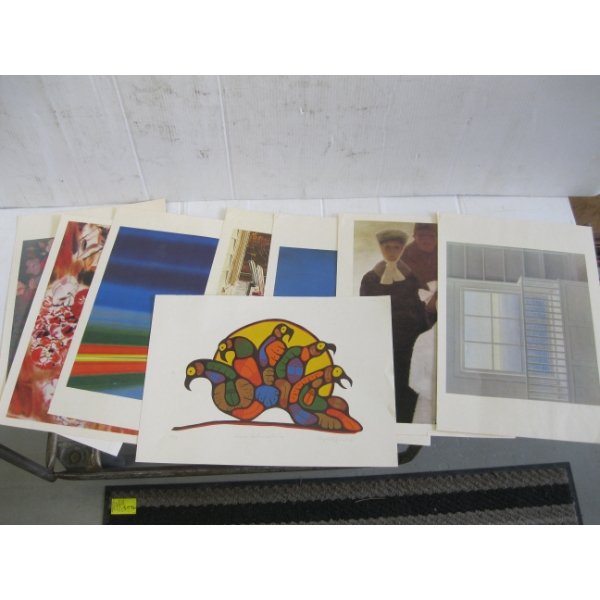 FOLDER W/ASST. PICTURES