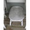Image 4 : 2 WICKER CHAIRS & TABLE - ONE CHAIR W/DAMAGED ARM