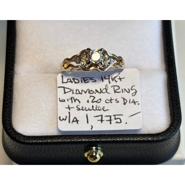 LADIES 14KT DIAMOND RING W/.20CTS DIAMOND & SMALLER, W/A $1,775, SZ 7
