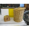 Image 1 : 2 LIDDED BASKETS 