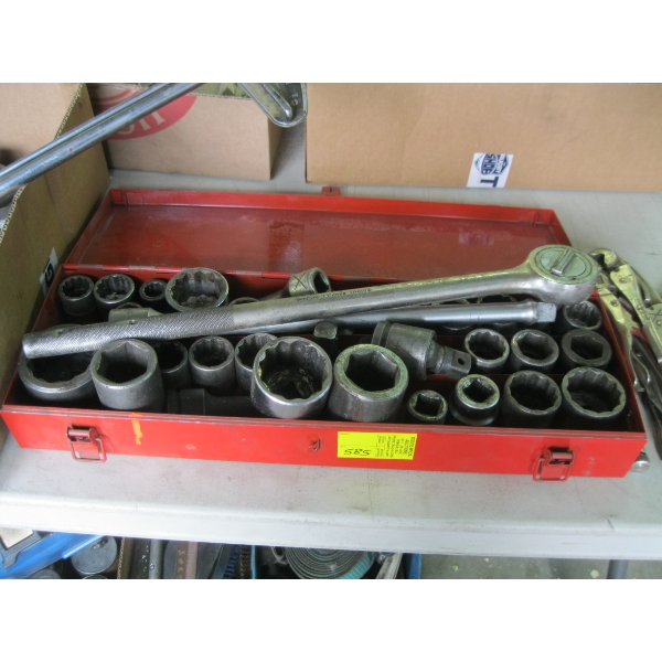 3/4" DRIVE RATCHET & SOCKETS