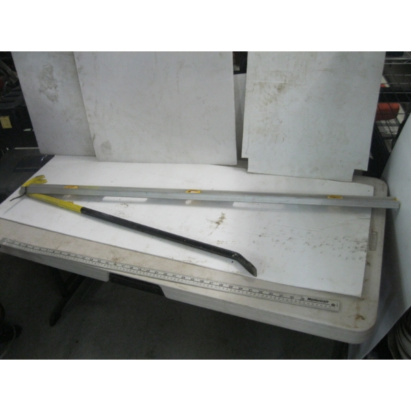 STANLEY LEVEL & A CROWBAR