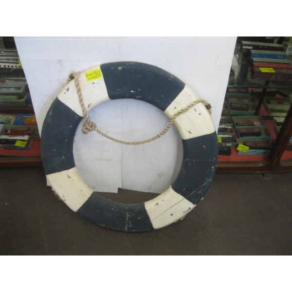 DECORATIVE WOODEN POOL SAFETY RING