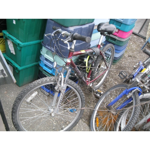 INFINITY TELLURIDE MOUNTAIN BIKE W/HELMET, LOCK & KEY