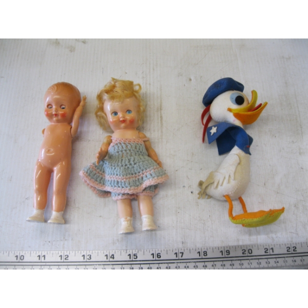 COLLECTOR DONALD DUCK & 2 VINTAGE DOLLS