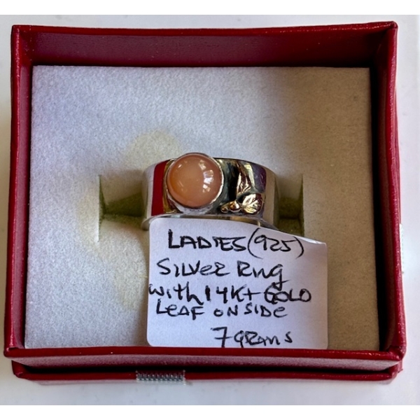 LADIES SILVER RING W/14KT GOLD LEAF ON SIDE, SZ 6