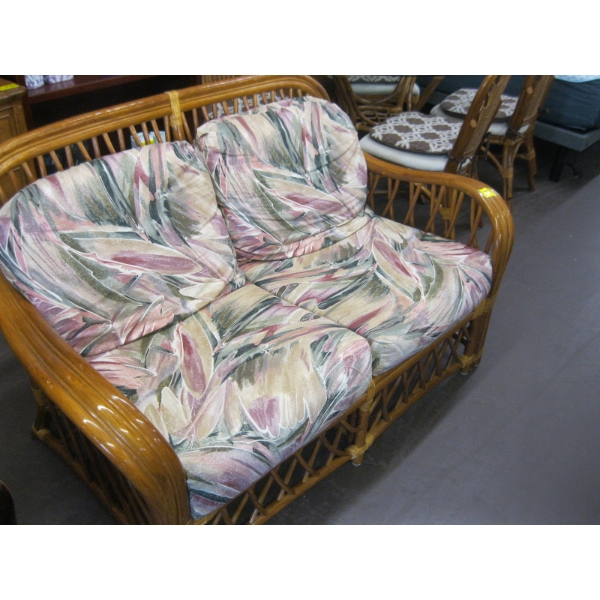 RATTAN LOVE SEAT