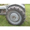 Image 5 : FORD 9N TRACTOR W/GOOD RUBBER 