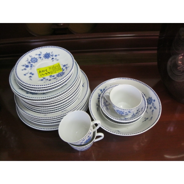 BLUE & WHITE SELTMANN CHINA DISHES