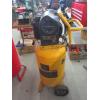 Image 3 : DEWALT UPRIGHT COMPRESSOR