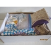 Image 1 : FLAGS, TABLE COVER, BUTTONS, ETC.