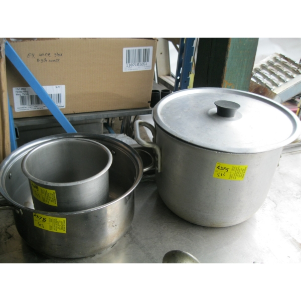 2 POTS & AN INSERT