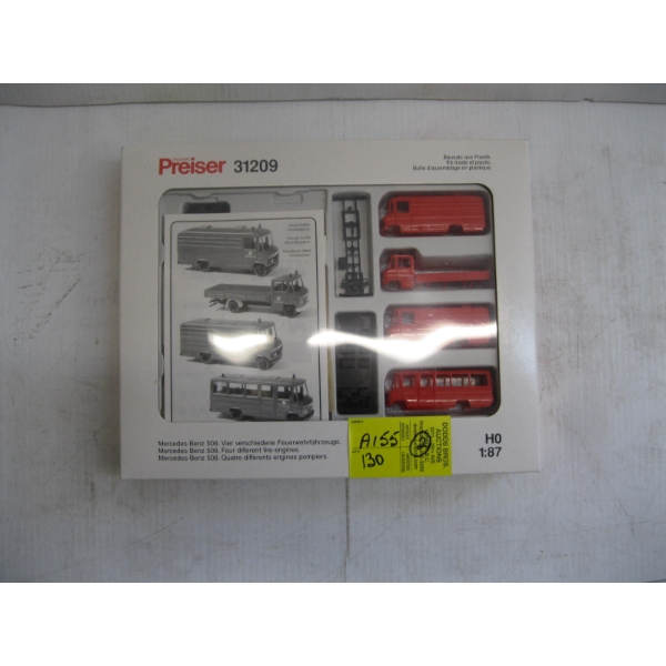 ORIGINAL PREISER KIT & 2 TRAIN CARS