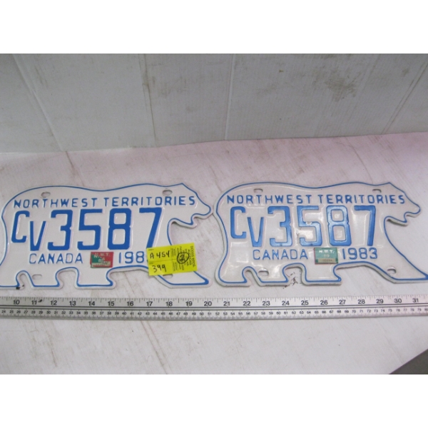 1983 NWT SET OF LICENCE PLATES