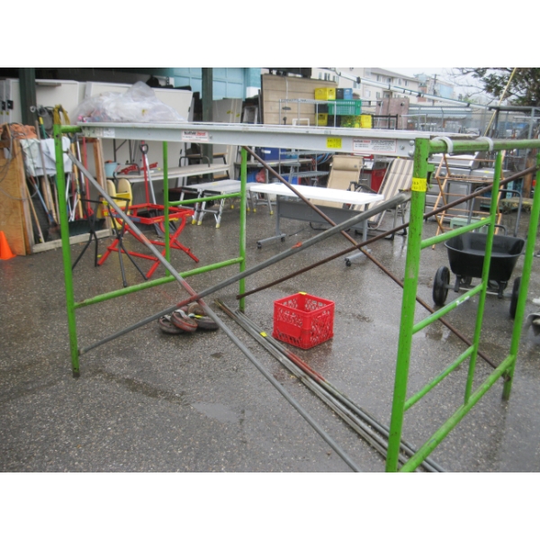 GREEN SCAFFOLD