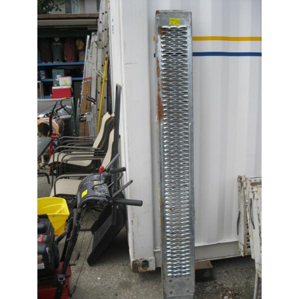 PAIR OF RAMPS