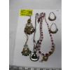 Image 3 : 2 SHEETS OF FASHION JEWELLERY