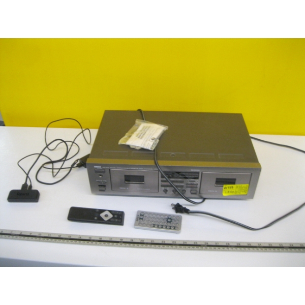 YAMAHA DUAL CASSETTE DECK