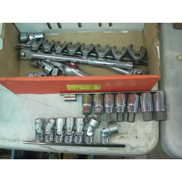 ASST. 3/8" DRIVE & 1/2" DRIVE SPECIALTY SOCKETS, ETC.