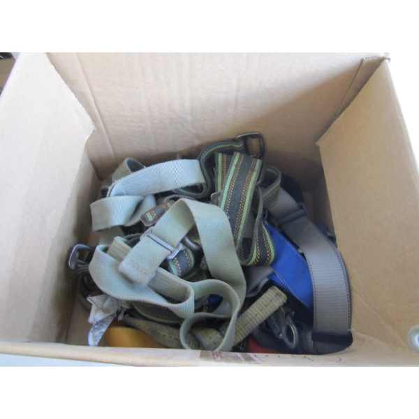 FALL ARREST HARNESS