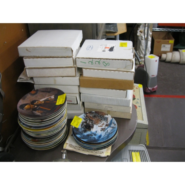 LG. LOT OF COLLECTOR PLATES