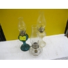 Image 1 : 3 OIL LAMPS