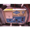 Image 1 : BULLDOG 4 AMP BATTERY CHARGER - 6 OR 12V