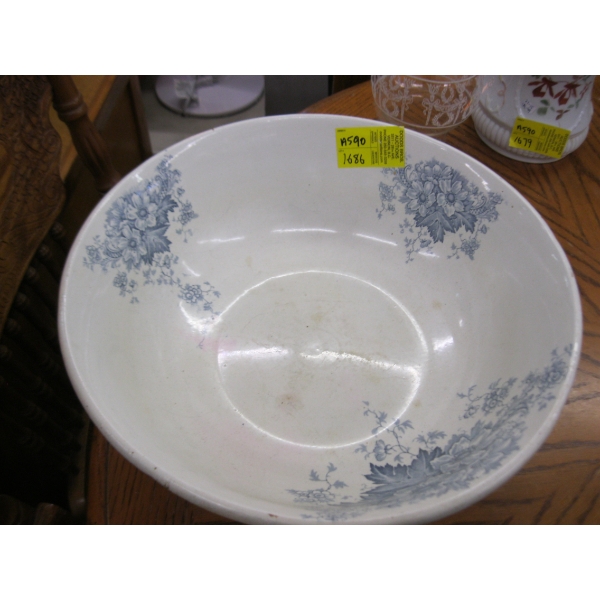 LG. CROCKERY MIXING BOWL