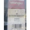 Image 2 : 3 BOOKS & PAIR OF NEW WRANGLER SZ 34X29 JEANS