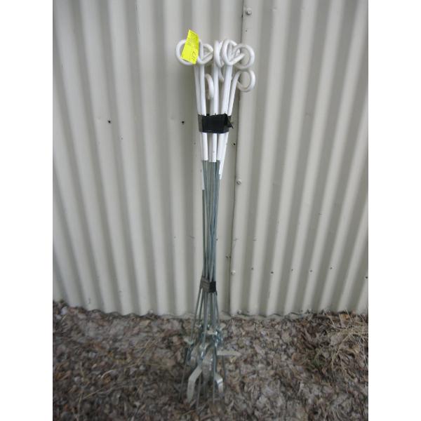 LOT OF CLAMP-ON ROPE STAKES