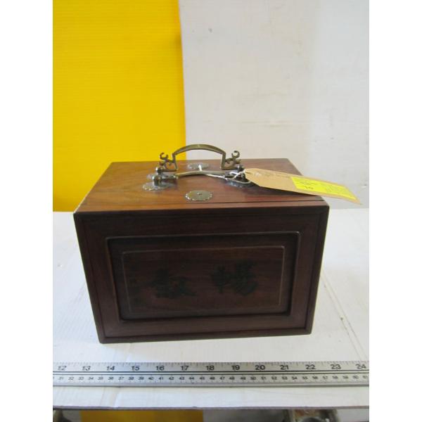 1920s MAYCOMB BOX