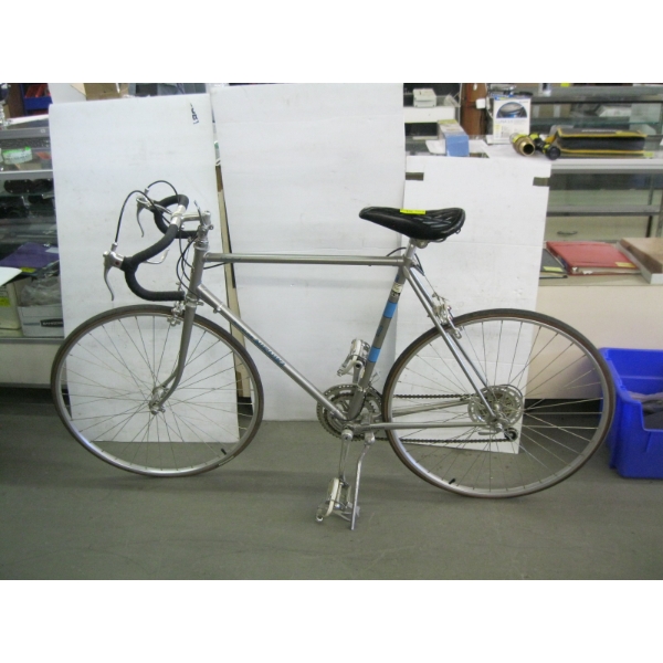 NOSHIKI 10 SPEED VINTAGE BIKE