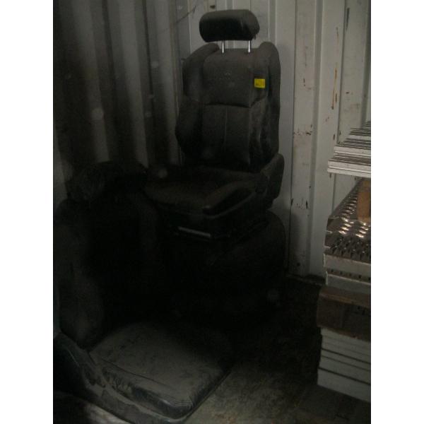 2 SEATS & 2 TIRES