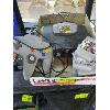Image 1 : NINTENDO 64 ENTERTAINMENT SYSTEM W/1 CONTROLLER & ASST. GAMES