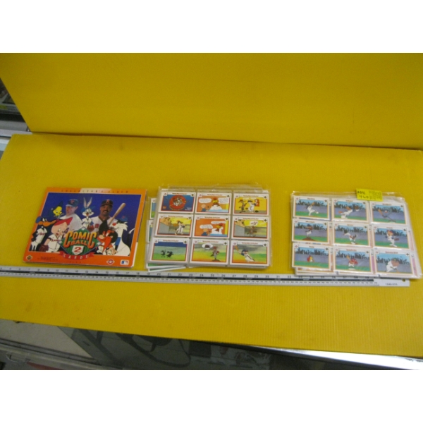 STACK OF LOONIE TOONS COLLECTOR CARDS