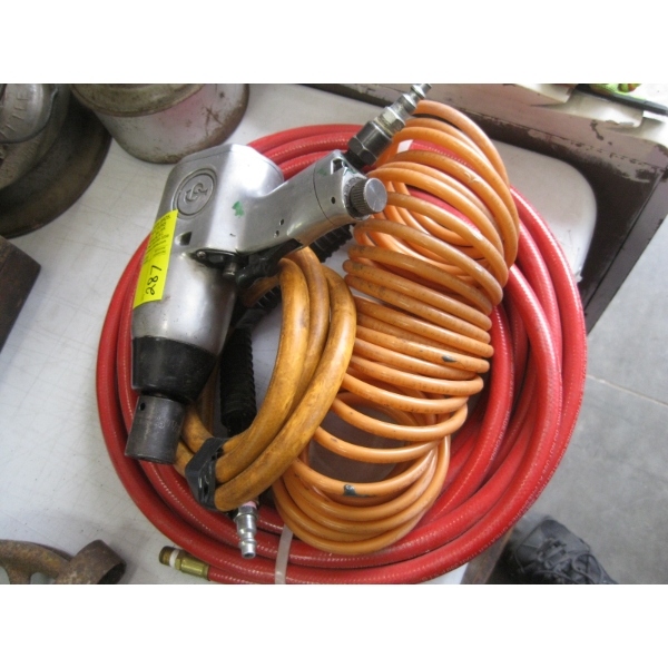 2 AIRLINES & A 1/2" AIR IMPACT GUN