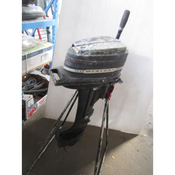"AS IS" MERCURY OUTBOARD MOTOR
