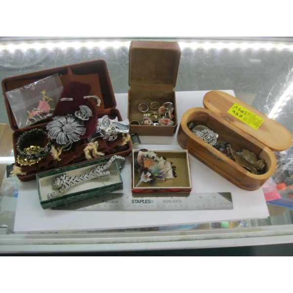 MISC. COSTUME JEWELLERY IN ASST. BOXES