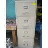 Image 1 : 4 DRAWER LEGAL FILING CABINET