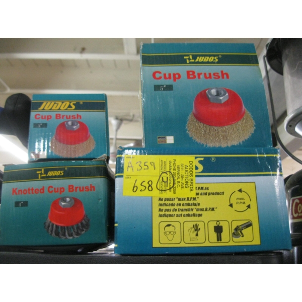4 CUP BRUSHES