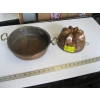 Image 1 : HAMMERED COPPER MOLD & VINTAGE COPPER POT