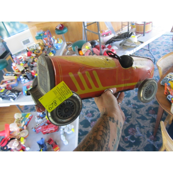 TIN RACE CAR