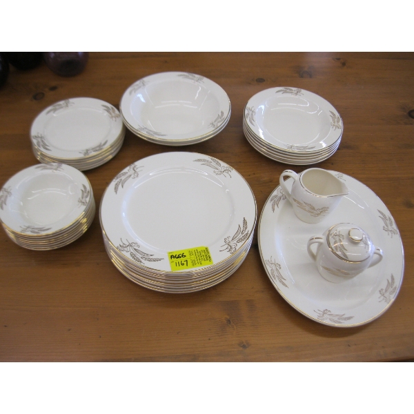 SET OF LIFETIME CHINA SEMI VIRTUOUS PRAIRIE GOLD DISHES