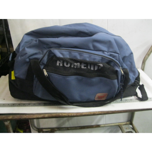 BAG W/INSULATED COVERALLS