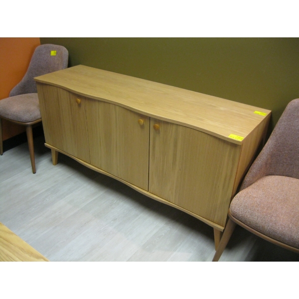 CASA OAK 3 DOOR SIDEBOARD
