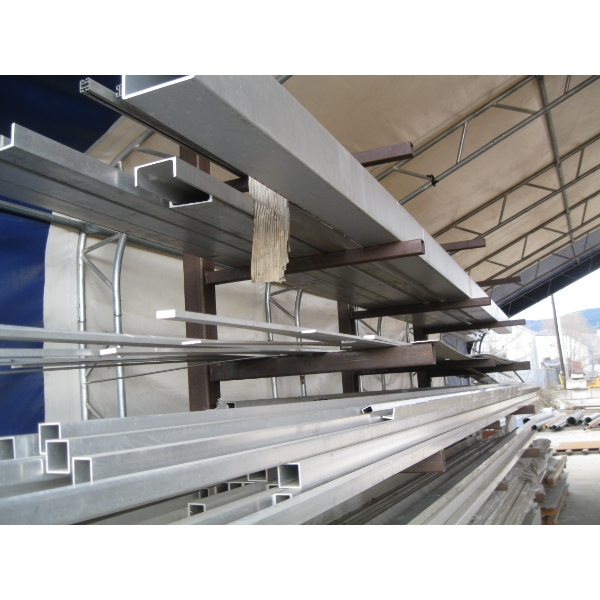 SHELF OF ASST. ALUMINUM FLAT BAR, CHECKER PLATE, ETC.