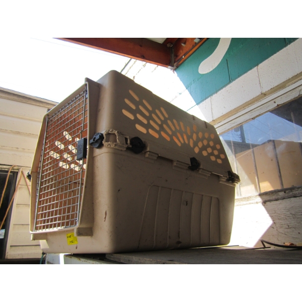 LG. PET CARRIER