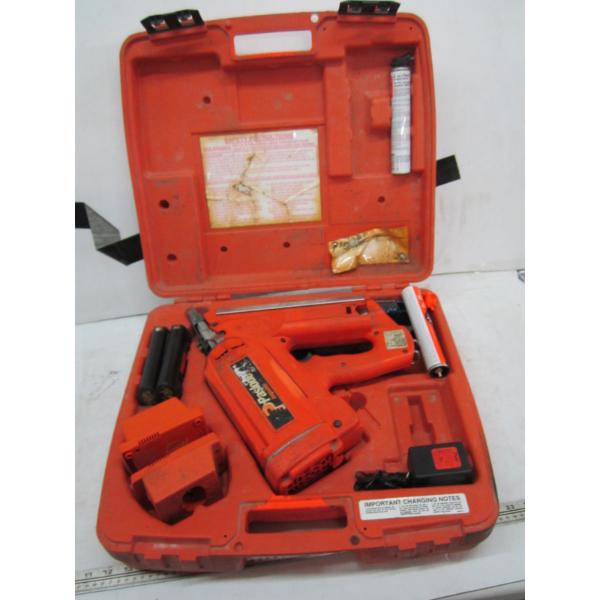 PASLODE IMPULSE GUN W/CHARGER, BATTERIES IN CASE