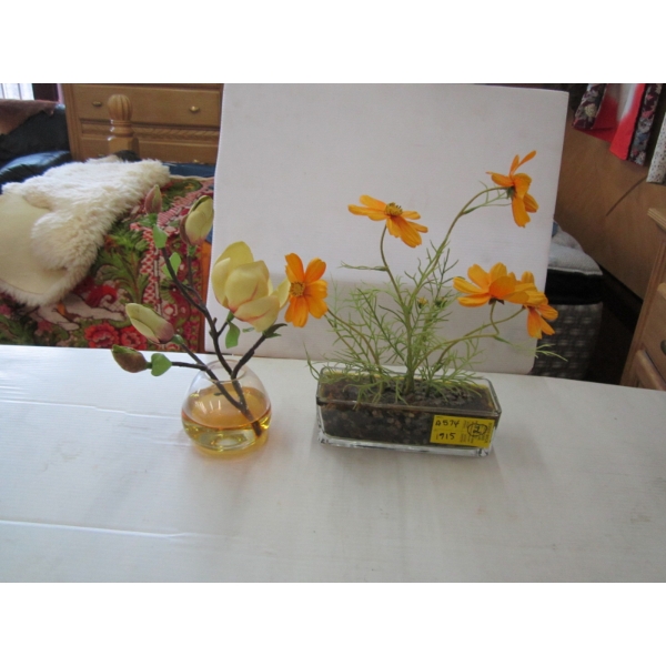 2 DECORATIVE ARTIFICIAL FLOWERS